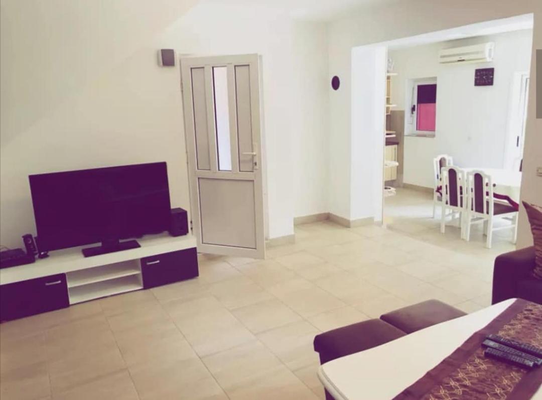 Private Riverside Villa Silvia Мостар Екстер'єр фото