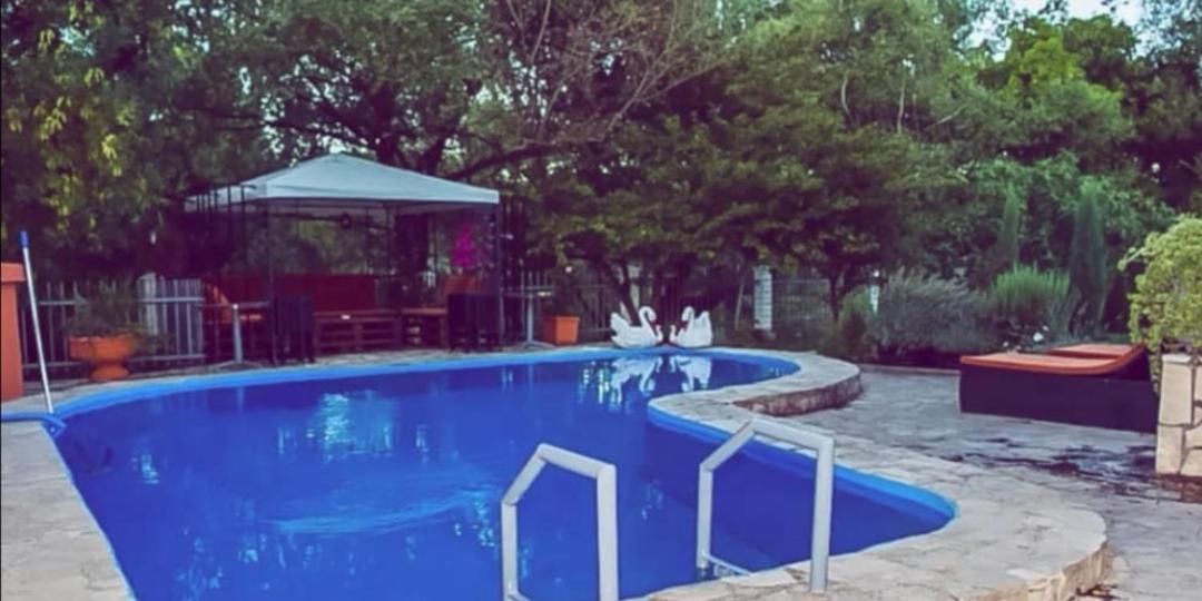 Private Riverside Villa Silvia Мостар Екстер'єр фото